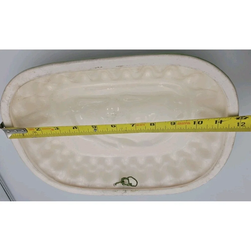 Towle Sigma Tastesetter White Rabbit Ceramic 3-D Gelatin Mold Japan Decorative